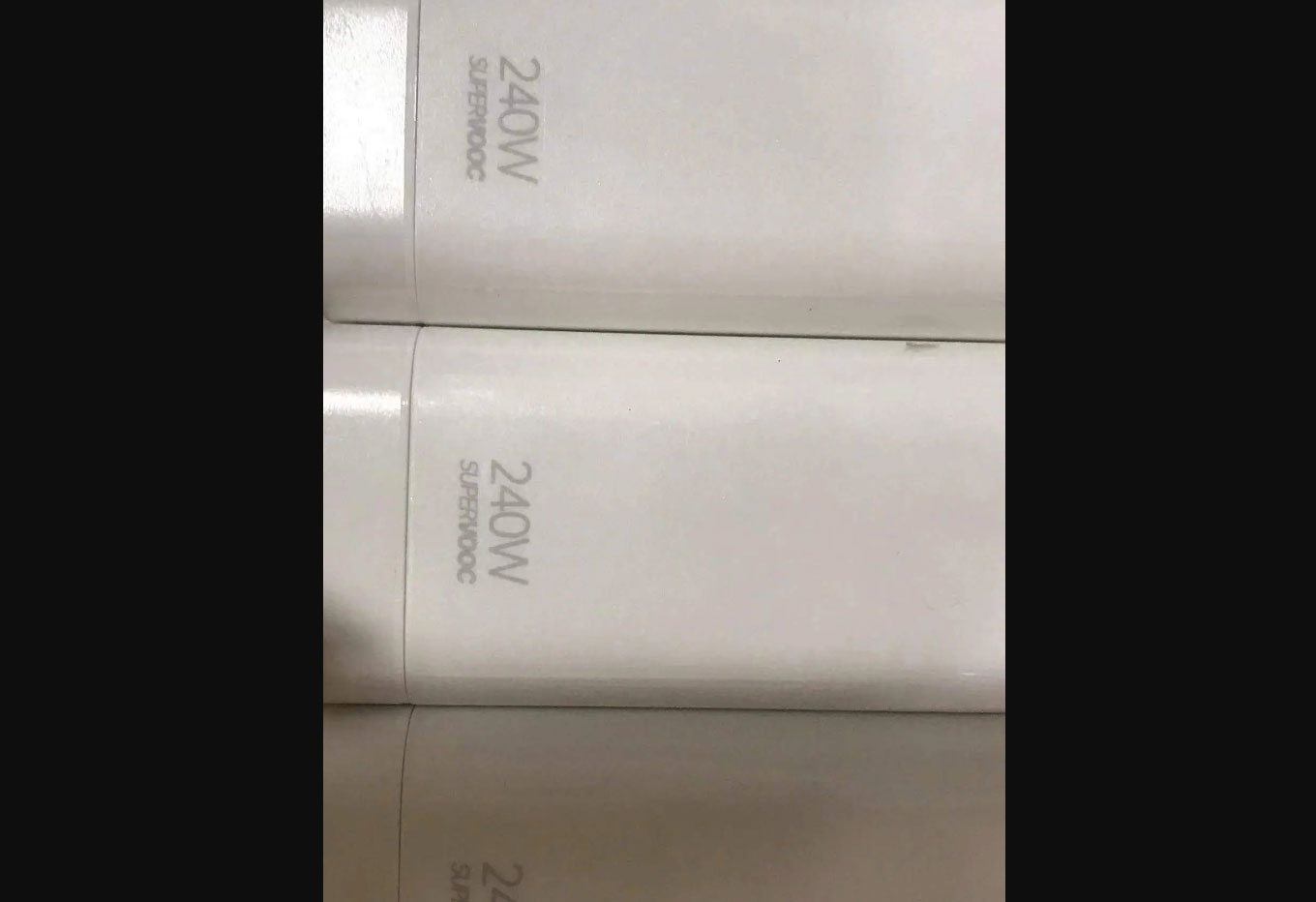 ۹۸