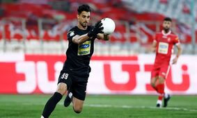 گوهری گلر پرسپولیس مقابل هوادار ؟
