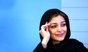 تیپ جنجالی ساره بیات کنار آینه‌ای که همه را شوکه کرد!