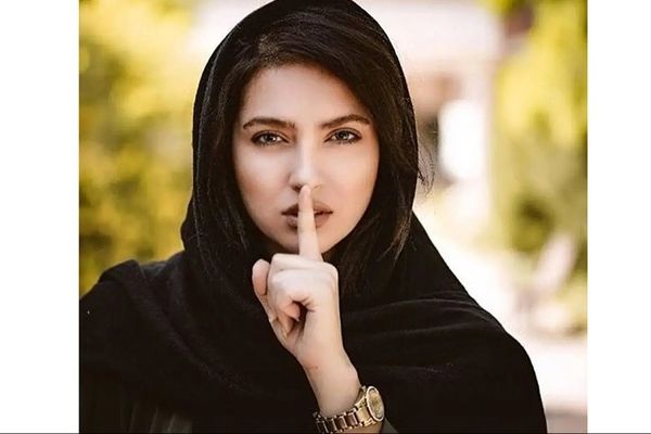 راز شب‌نشینی شاعرانه مونا کرمی که همه را شوکه کرد!