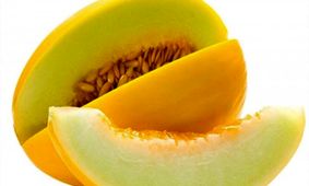 شگفتی در بازار کاشان؛ خربزه‌های ۲۵ کیلویی +تصاویر