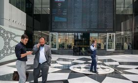 تالار شیشه‌ای سبز ماند/ شاخص کل بورس چند هزار واحد رشد کرد؟ + نمادها