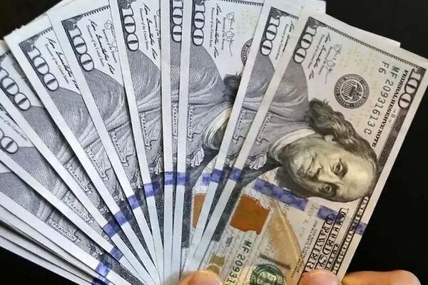  پیش‌بینی همتی درمورد قیمت دلار در آینده