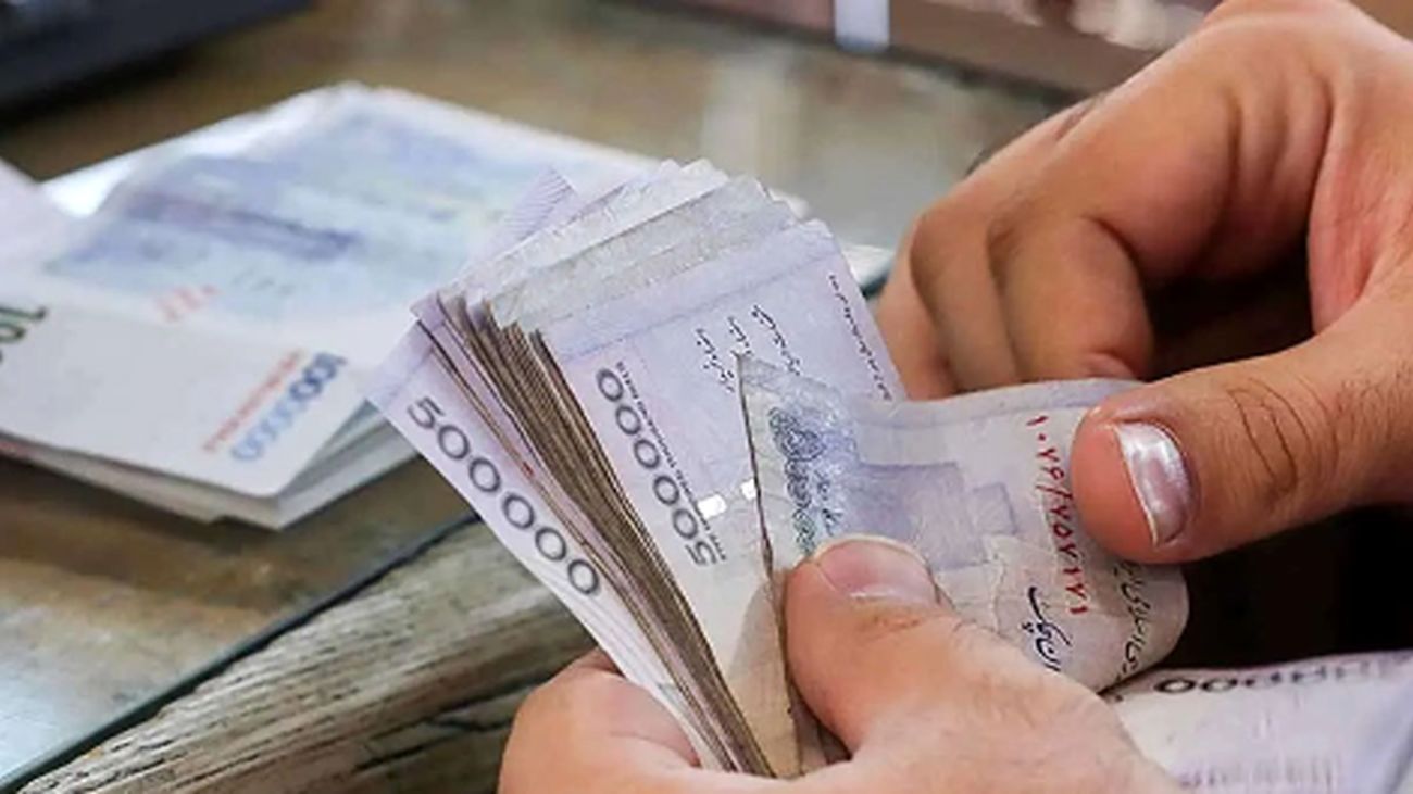 خبر خوش وزیر برای کارکنان: عیدی ویژه در راه است