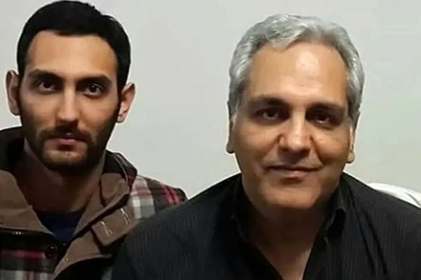 حرکت عجیب پسر مهران مدیری در خیابان؛ همراهی جنجالی با یک مانکن! + ویدئو