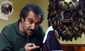 لاک زدن عجیب و خرابکاری بزرگ بچه محسن تنابنده در سریال پایتخت!