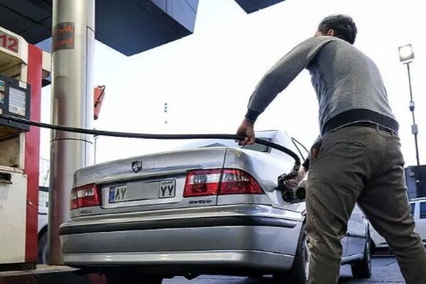خبر رئیس کمیسیون انرژی مجلس : شایعه کاهش سهمیه بنزین تکذیب شد