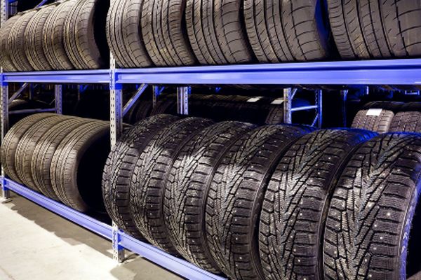 جدول قیمت انواع لاستیک خودرو/ یک جفت لاستیک پراید، پژو و سمند خود را چند بخریم؟