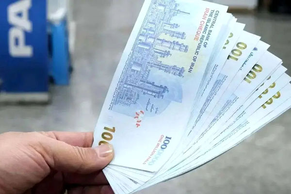 زنان سرپرست خانوار خوشحال شدند/ مستمری‌ها بالاخره افزایش یافت !