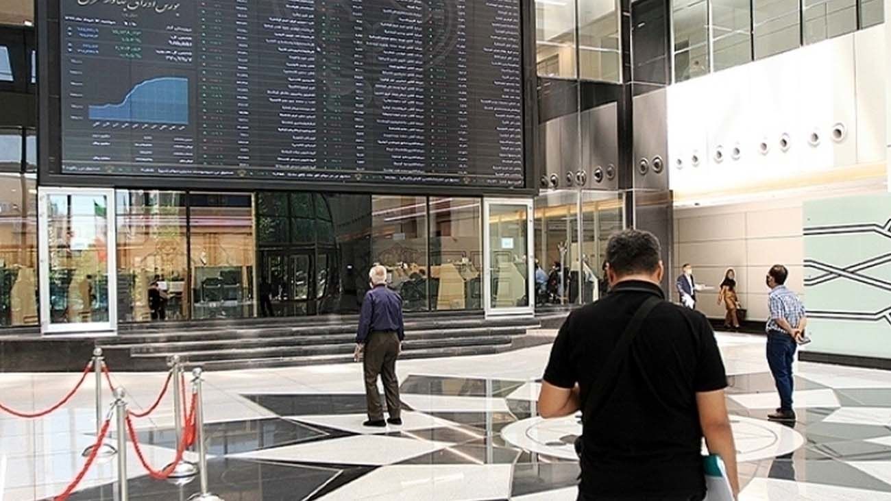 بهار بورس در فصل پاییز / تالار شیشهای سبز شد + نمادها