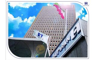 قاب ماندگار ۷ دهه اعتماد مشتریان/ رونمایی از تمبر یادبود ۷۵ سالگی بانک صادرات ایران