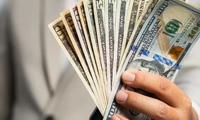 قیمت دلار توافقی امروز سه شنبه 4 آذر 1404