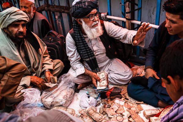 قیمت افغانی  به تومان امروز چهارشنبه 16 مهر 1404