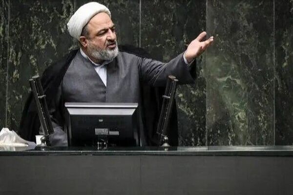 حمله رسایی به حسن روحانی: آقای اژه‌ای و دادستان ویژه روحانیت! چرا به پرونده تخلفات حسن روحانی رسیدگی نمی‌کنید؟