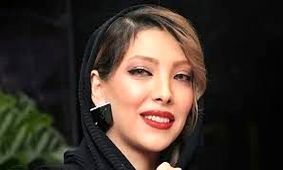 استایل جذاب و مجلسی صدف اسپهبدی در مراسم اکران یک فیلم +عکس