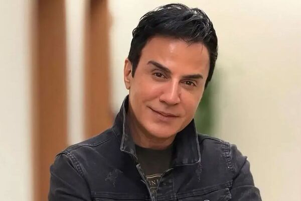 چهره بدون تغییر عمو پورنگ و همسر جواد عزتی بالا رفتن سن را به چالش کشید!