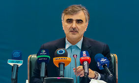 هشدار فرزین به بانک‌ها 