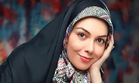سلیقه زیبای آزاده نامداری در چیدن مبلمان و کتابخونه + عکس و بیوگرافی خانم مجری جوانمرگ