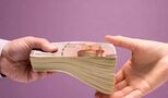 بدون ضامن و با کارمزد 4 درصد وام 300 میلیونی بگیرید
