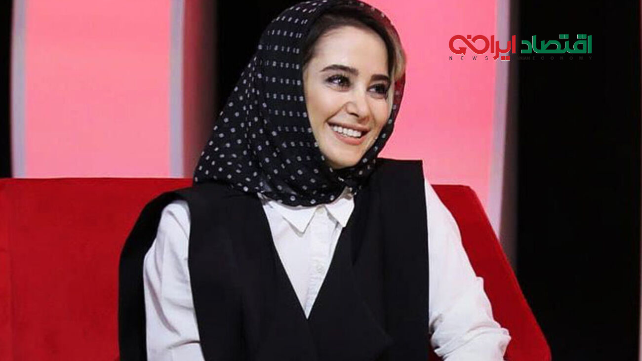 عکس شکار شده از الناز حبیبی در بهشت زهرا تهران / بوسه خانم بازیگر بر مزار مادر !
