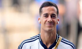 حضور لوکاس وازکز در آلمان برای پیوستن به بایرلورکوزن +عکس‌ها