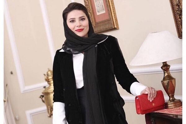 زندگی لاکچری سحر دولتشاهی در کاخی با تزئینات گچی باروک؛ شبی که بهرام رادان سورپرایز شد!
