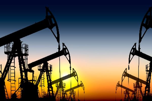 فشار حداکثری ترامپ به نفت ایران/ تحریم‌ها اجرایی شد!