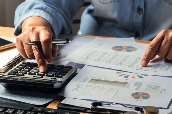 حساب جاری چیست / مقایسه حساب جاری با انواع دیگر حساب‌های بانکی