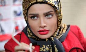 آیا می دانستید این زن چشم رنگی بازیگر مردنمای ایرانی است ؟! / باور نمی کنید