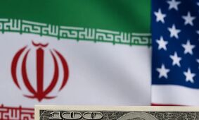 پیش بینی وحشتناک درباره قیمت دلار بعد از مذاکرات / دولت آچمز شد !
