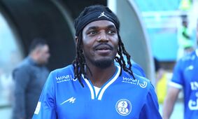 استقلال به دنبال هایجک بیفوما/ آبی‌ها به رقابت با پرسپولیس پرداختند!