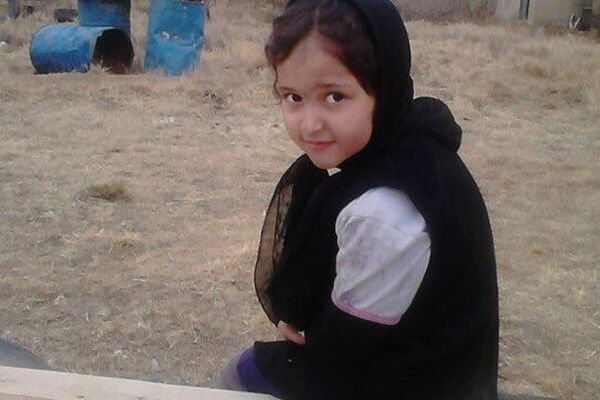 استایل جذاب یاس نوروزی در آستانه 20 سالگی: تحولی بزرگ در دنیای مد!