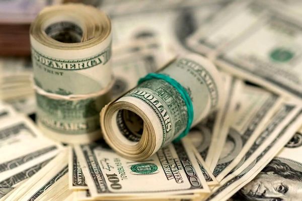 کاهش شوکه‌کننده قیمت دلار در گرو یک شرط جنجالی!