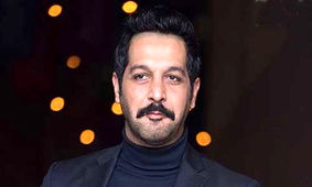 اولین فیلم از خانه و زندگی شاهانه کامران تفتی در شام ایرانی / ماشالا به این سلیقه و دستپخت !