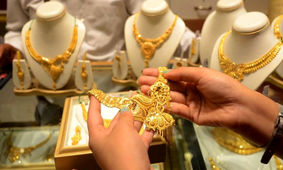 قیمت طلا امروز چهارشنبه ۵ مهر ۱۴۰۲ / طلای ۱۸ عیار چند؟ + فیلم