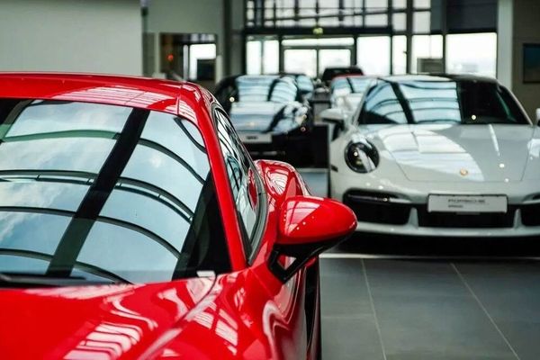 9 خودرو وارداتی که بهتر است سمتشان نروید