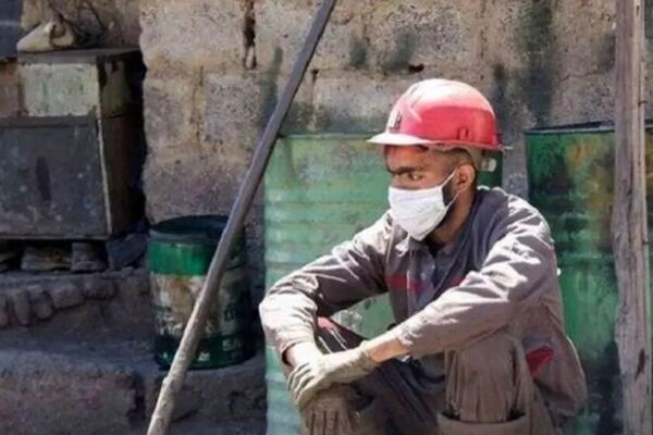 دستمزد کارگران زمین خورد / حقوق ها از 7 گرم طلا به کمتر از یک گرم رسید 