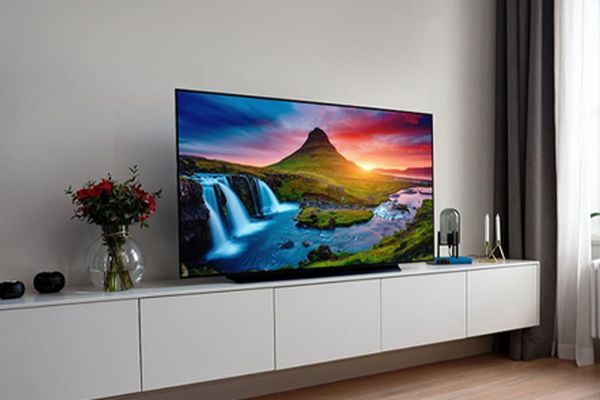 تلویزیون‌های 55 اینچ ایرانی و خارجی در مهر 1404/ کدام گزینه ارزان‌تر است؟ + جدول