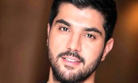 پیام احساسی سینا مهراد برای تولد خواهرش