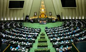 نماینده مجلس/تعطیلی شنبه‌ کافی نیست،دولت دوشنبه یا سه‌شنبه را هم تعطیل کند!