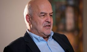 کلانتری: دولت پزشکیان با دست‌های بسته نمی‌تواند کشور را اداره کند