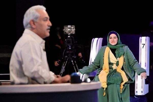 پاسخ حیرت‌انگیز نعیمه نظام‌دوست به سوال ازدواج با بازیگران؛ فقط مهران مدیری! + ویدیو