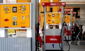 جزئیات تغییر پلکانی قیمت بنزین برای سال آینده