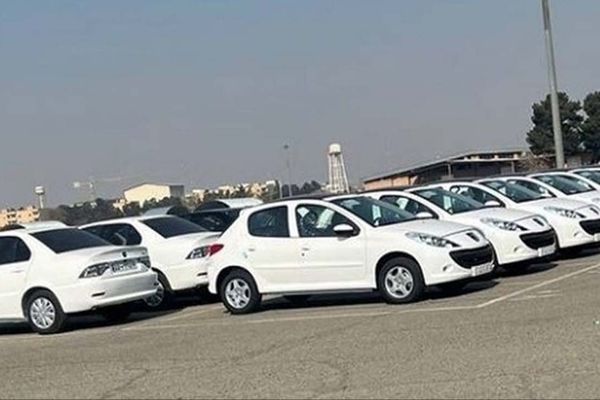 قیمت خودرو امروز 23 آذر 1404 /بازار خودرو در شوک + جدول