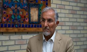 بازی با نرخ ارز / راغفر از پشت‌پرده می‌گوید / آنهایی که گران کرده اند نرخ را پایین می آورند