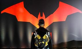 از مستطیل سبز تا دنیای گاتهام/ قیمت بت موبیل نیمار چقدر است؟