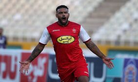 سرمربی جدید پرسپولیس خواستار جذب لوکادیا شد/ نقل و انتقالات سرخپوشان وارد فاز جدیدی شد
