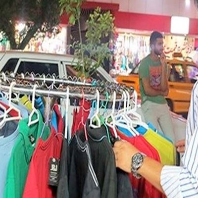 درآمد عجیب دستفروشی در تهران  /  شبی ۵۰ میلیون تومان! + فیلم