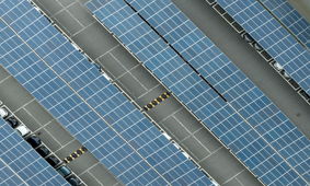 اقشار کم‌برخوردار خوزستانی صاحب نیروگاه خورشیدی می‌شوند