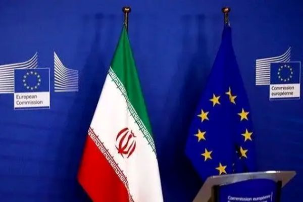 خاله‌زنک‌های سیاسی